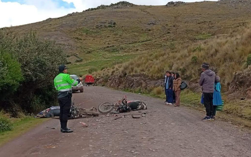 CHOQUE ENTRE MOTOCICLETAS DEJA UN FALLECIDO Y UN HERIDO GRAVE EN CHACCRAMPA